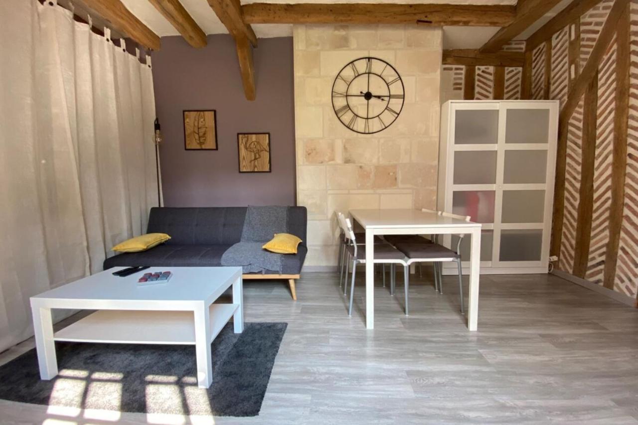 تور Typical Apartment In The Heart Of The City With Wifi المظهر الخارجي الصورة
