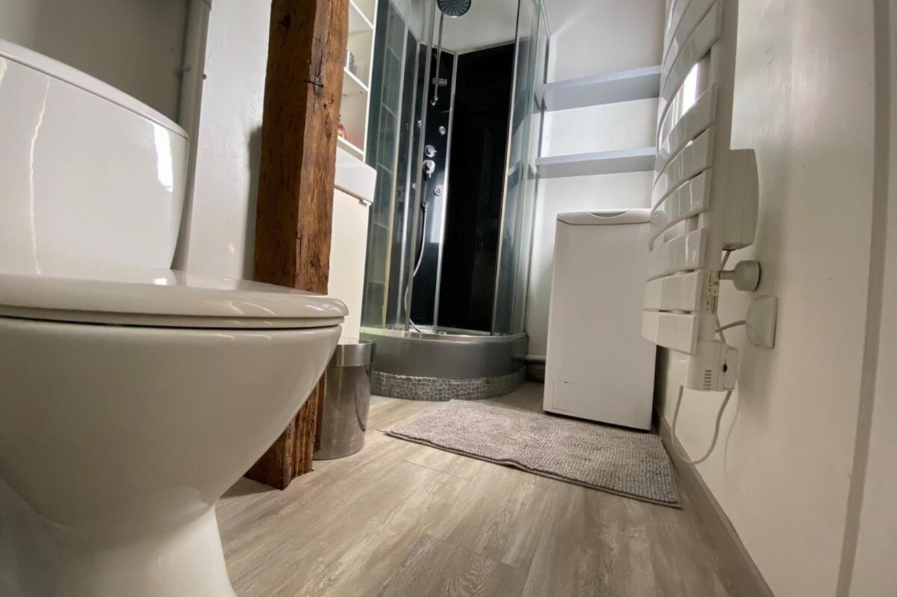 تور Typical Apartment In The Heart Of The City With Wifi المظهر الخارجي الصورة